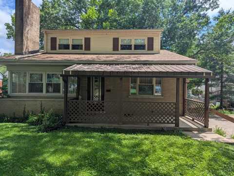 3127 Macarthur Court, Cincinnati, OH 45211