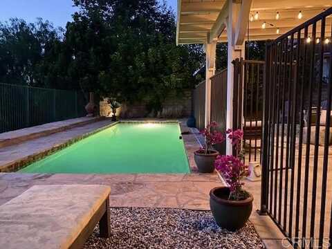 581 Galloping Hill Road, Simi Valley, CA 93065