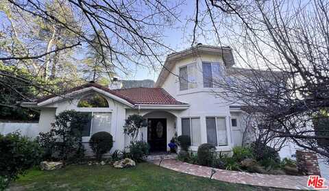 29934 Triunfo Dr, Agoura Hills, CA 91301