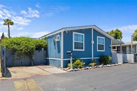1097 N State Street, Hemet, CA 92543