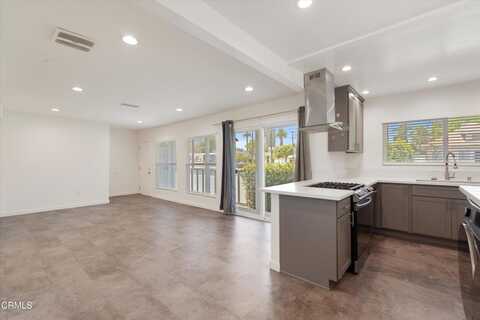 2664 S La Brea Avenue, Los Angeles, CA 90016
