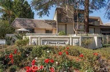 6225 Shoup Avenue, Woodland Hills, CA 91367