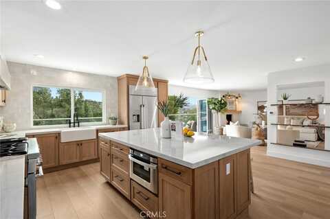 12402 Vista Panorama, North Tustin, CA 92705
