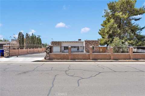 23859 South Road, Apple Valley, CA 92307