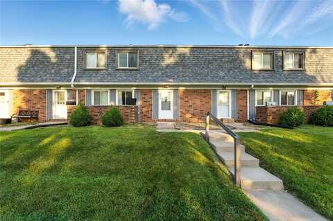 433 Peterson St, Iowa City, IA 52245