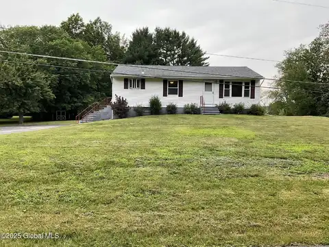 169 Phillips Road, Pittstown, NY 12185