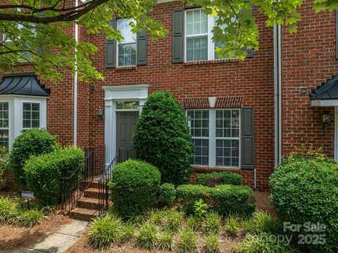 734 Naramore Street, Davidson, NC 28036