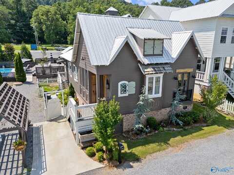 3267 Hardin Road, Guntersville, AL 35976