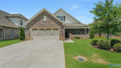 15521 Ironcrest Drive NW, Harvest, AL 35749
