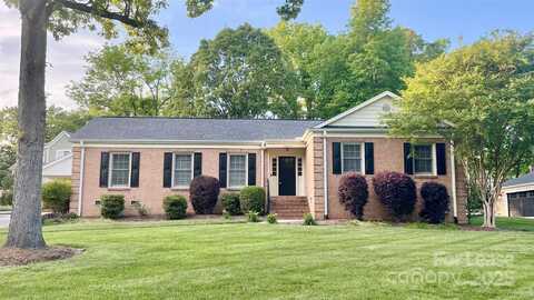6810 Rosemary Lane, Charlotte, NC 28210