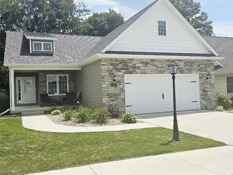 2120 Creekside Boulevard, Plymouth, IN 46563