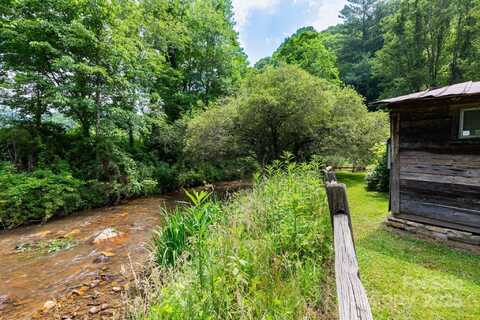 165 Mont Shook Drive, Mars Hill, NC 28754