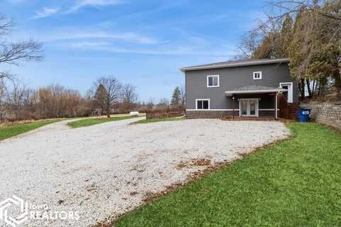 1813 Wiese Garden Road, Marshalltown, IA 50158