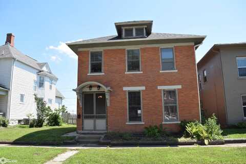 612 Avenue F, Fort Madison, IA 52627