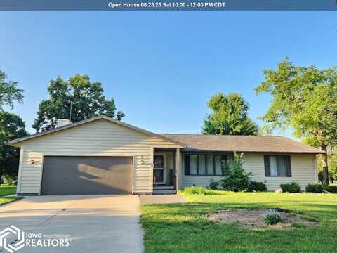 9 Asbury Place, Mason City, IA 50401