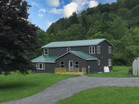 27 Watson Farm Road, Austin, PA 16720