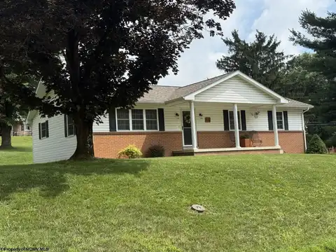 5242 W Veterans Memorial Highway, Bridgeport, WV 26330