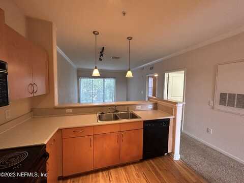8290 GATE Parkway W unit: 169, Jacksonville, FL 32216