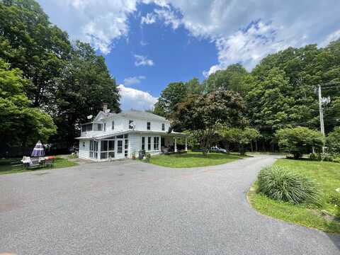 267 Rockwell Street, Winchester Center, CT 06098
