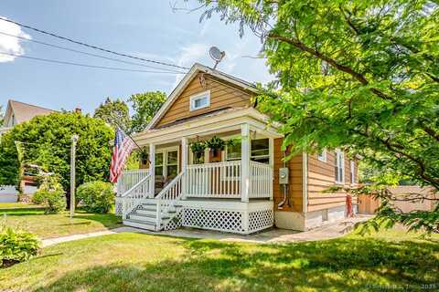 189 Derby Avenue, Seymour, CT 06483