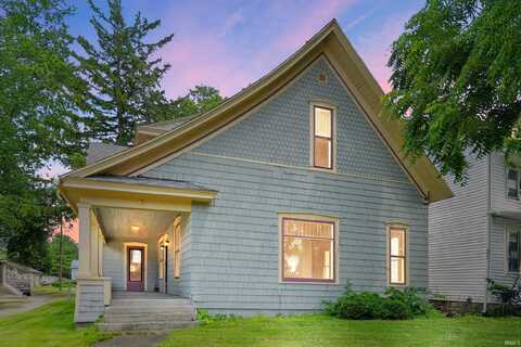 107 S Main Street, Wolcottville, IN 46795
