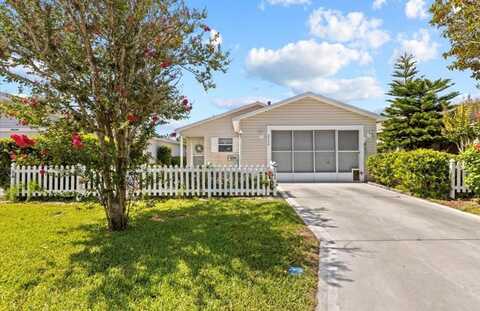 2724 Moncayo Ave, The Villages, FL 32162
