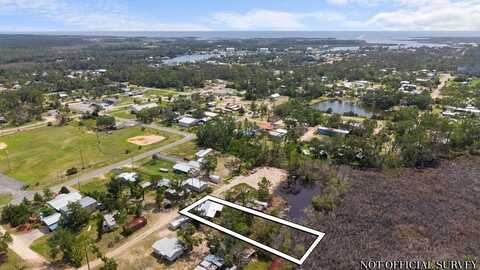 1011 White Ln, Steinhatchee, FL 32359