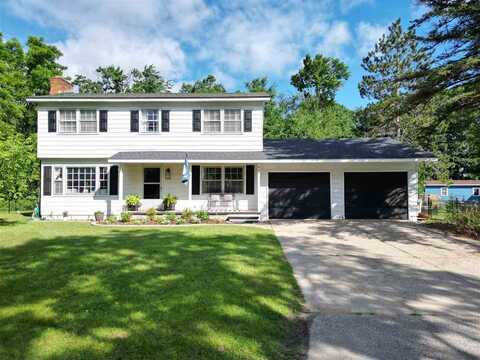 470 Hemlock, Boyne City, MI 49712