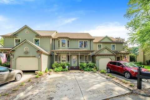 10 Heatherfield Court, Kilmarnock, VA 22482