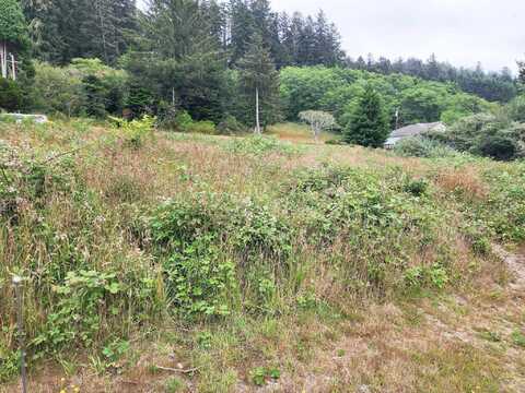 2795 Oliver, Crescent City, CA 95531