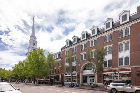 18 Congress Street, Portsmouth, NH 03801