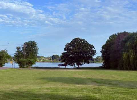 563 Bridge Road, North Hero, VT 05474