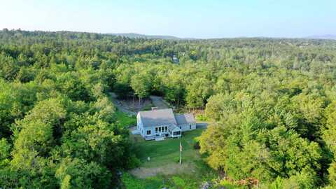 228 Farwell Lane, New London, NH 03257