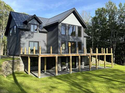 62 Mann Road, Wilmington, VT 05363
