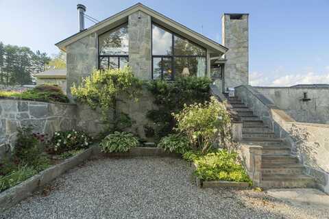 611 Simmons Road, Andover, VT 05143