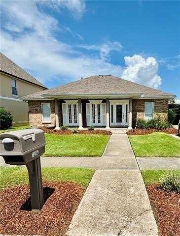 3212 DEBOUCHEL Boulevard, Meraux, LA 70075