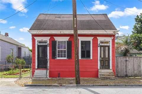711 MONTEGUT Street, New Orleans, LA 70117