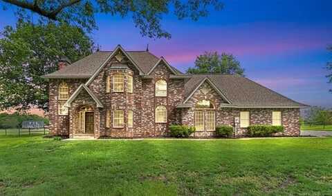 10295 E Rose Glen Drive, Claremore, OK 74019