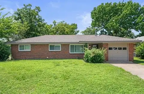 961 Yale Drive, Bartlesville, OK 74006
