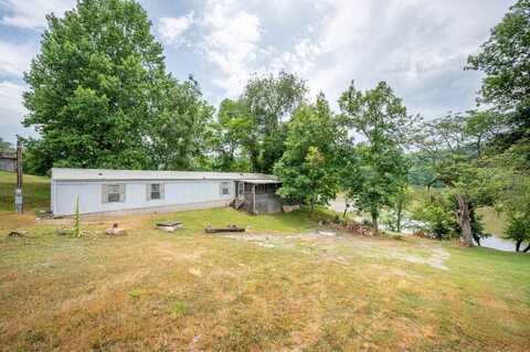 4272 Paradise Road, Hiwassee, VA 24347
