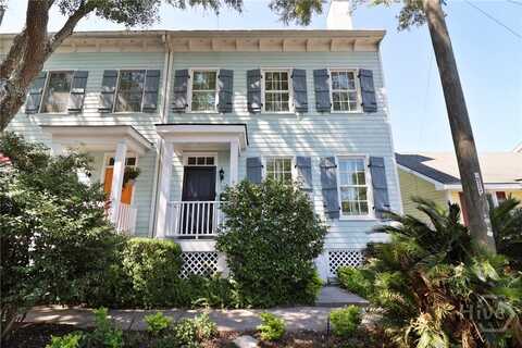 536 E Harris Street, Savannah, GA 31401