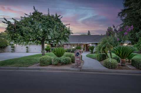 3767 Spruce Avenue W, Fresno, CA 93711