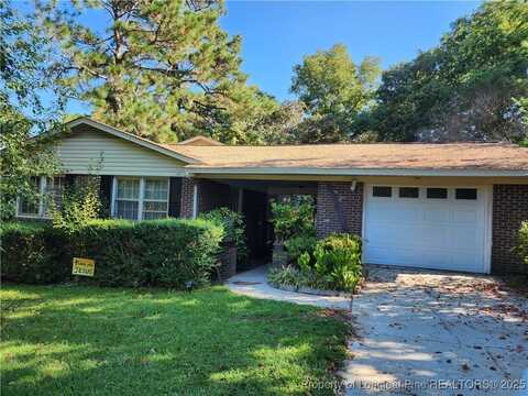 4936 CATALPA Circle, Hope Mills, NC 28348