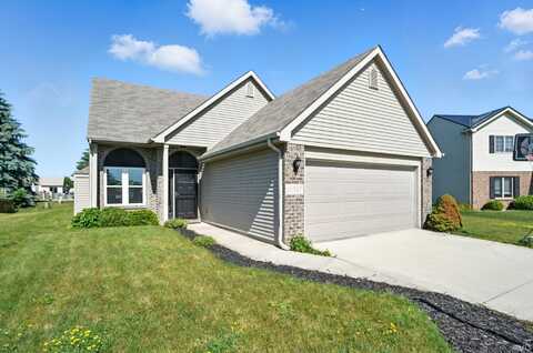 12527 Wandering Way, Fort Wayne, IN 46818