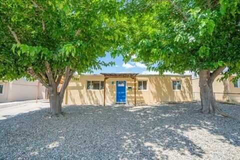 4913 Aztec Road NE, Albuquerque, NM 87110