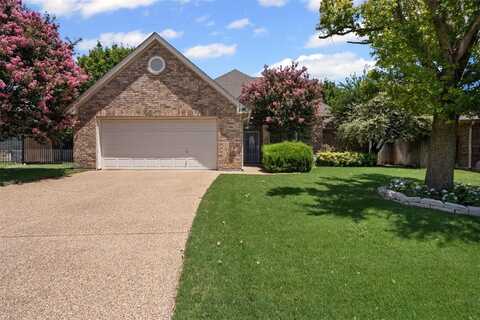 7501 Bunker Court, Benbrook, TX 76126