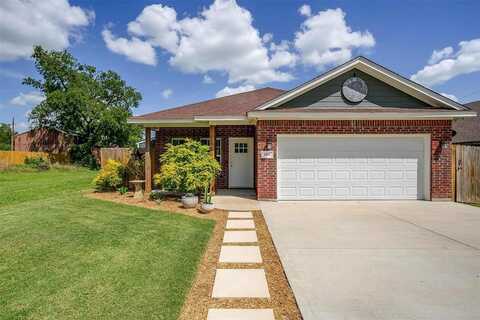 1105 S Fannin Street, Alvarado, TX 76009