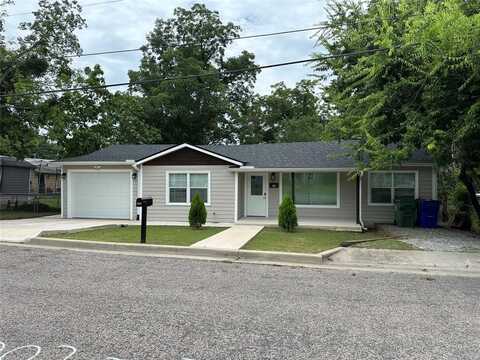 104 W South Street, Whitesboro, TX 76273