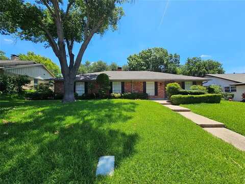 2220 Eastwood Drive, Richardson, TX 75080