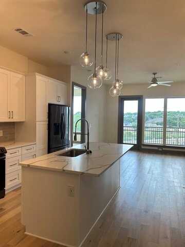 2700 Old Denton Road, Carrollton, TX 75007